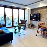 Taksim Flat Apartament